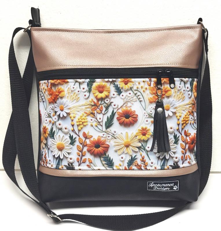 4 zsebes pakolós válltáska oldaltáska 30x30cm 3D hatású virágok púderrel vol2.