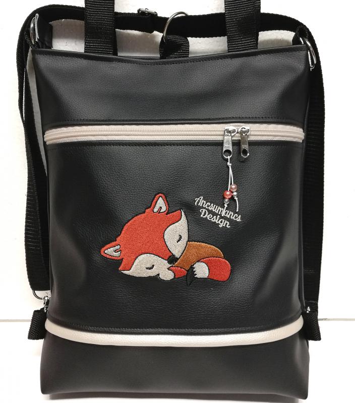 4in1 hátizsák pakolós univerzális táska fekete alapon hímzett kisróka