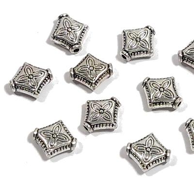 Antik ezüst színű fém köztes lapos díszes rombusz