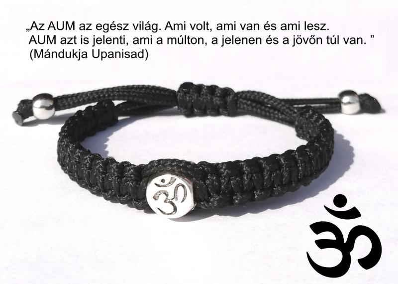 AUM (mindenség) kabala makramé karkötő fekete