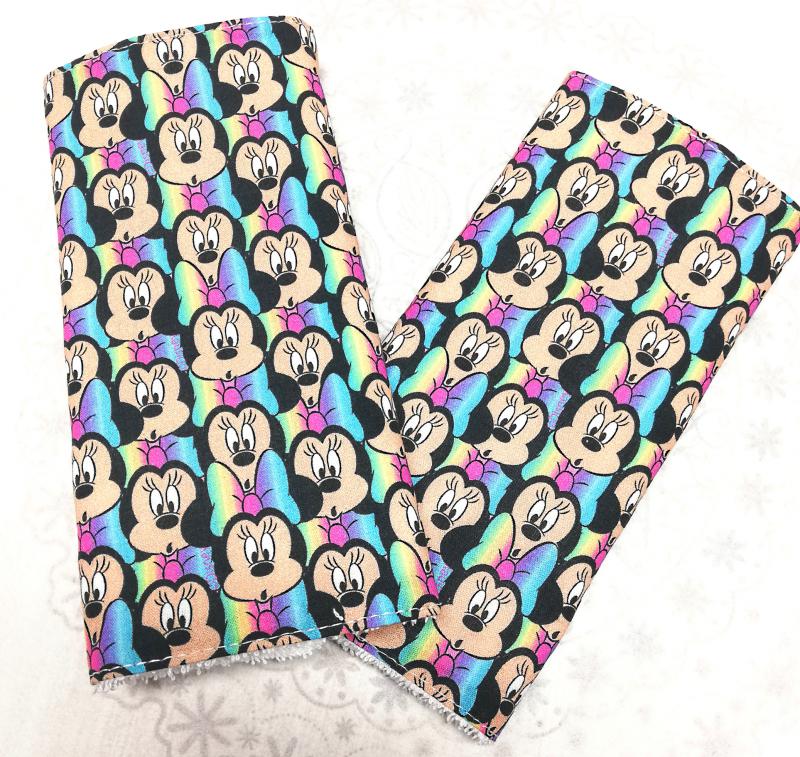 Babahordozó pántrágóka pántvédő párban Disney Minnie fehér frottírral