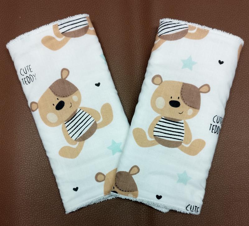 Babahordozó pántrágóka pántvédő párban Teddy maci fehér frottírral