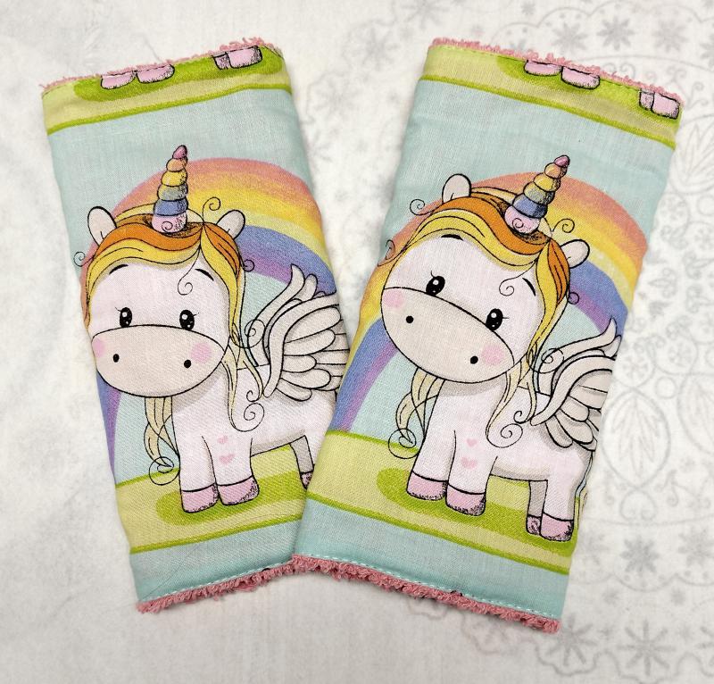 Babahordozó pántrágóka pántvédő párban Unikornis rózsaszín frottírral