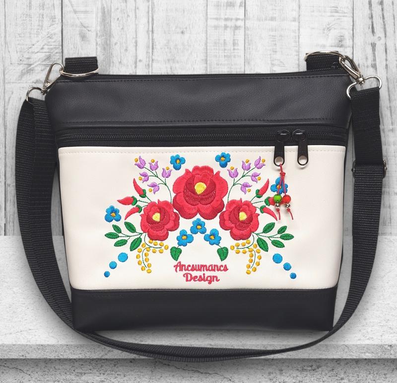 Bella crossbody oldaltáska 28x24cm - Hímzett Kalocsai virágos Hungarian Folkart08