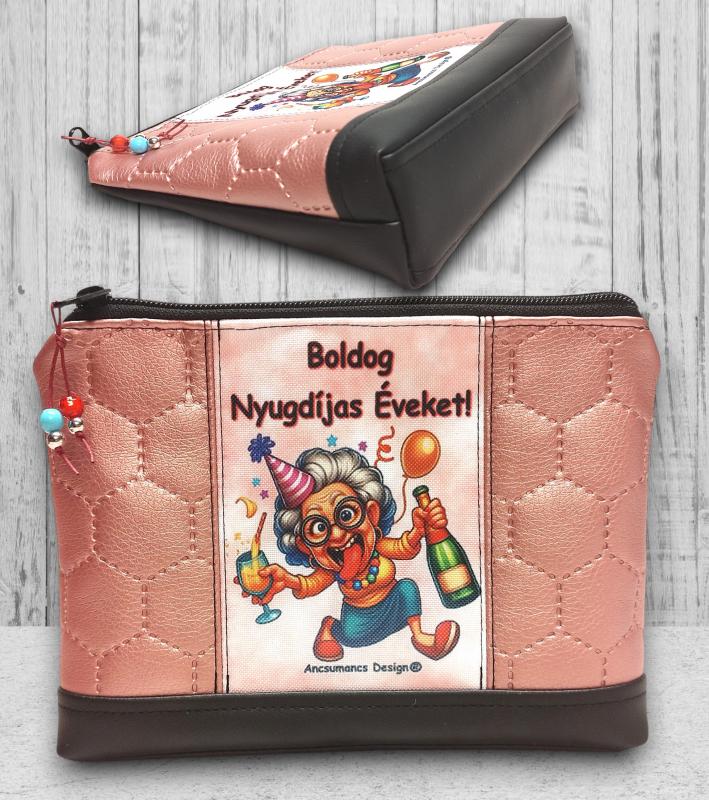 Boldog nyugdíjas éveket! 01 - Nagyméretű nyomtatott panellal díszített vízálló talpas textilbőr neszesszer