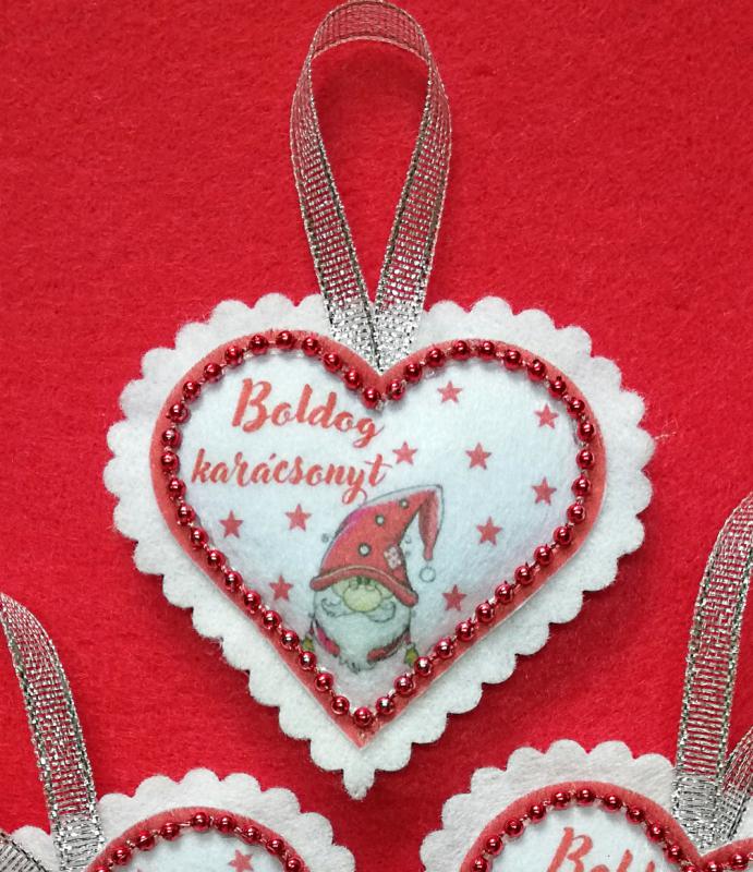Dekoratív kézműves filc karácsonyfadísz dekoráció - Boldog Karácsonyt! Mikulás szívben