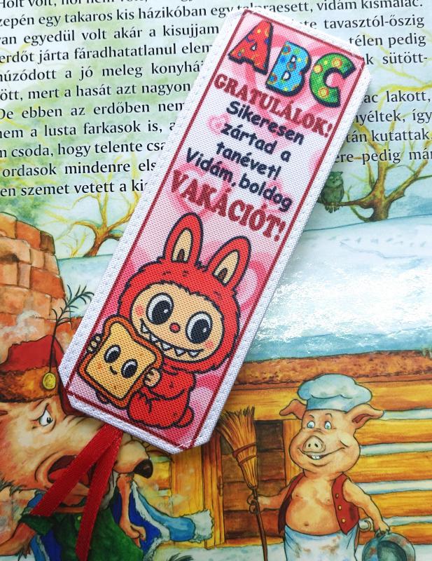 Designer könyvjelző gyerekeknek tanév vége vakáció ajándék - Piros Labubu