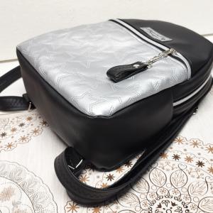 Back Pack M hátizsák - Elegáns fekete ezüst csillagokkal textilbőr pántokkal 33x27x10
