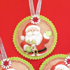 Dekoratív kézműves filc karácsonyfadísz dekoráció - Integető mikulás