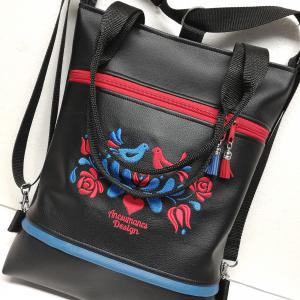 Hímzett 4in1 hátizsák univerzális táska Hungarian Folkart13 fekete alap kék-piros hímzéssel