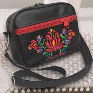 Hímzett Matyó virágos Helena crossbody oldaltáska övtáska 22x17x7cm - Fekete alapon Hungarian Folkart28