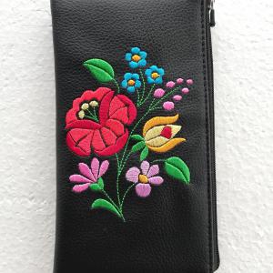 Hímzett népi motívumos telefontartó piperetartó névvel vagy név nélkül 006