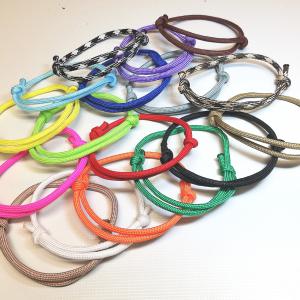 Kabala-színterápia paracord karkötő 1 darab választható színben