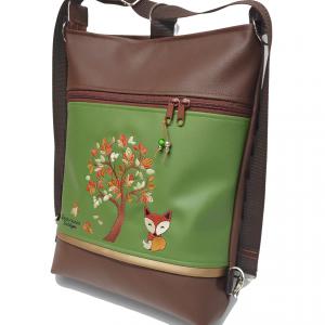 Kisróka a mesebeli erdőben 3in1 hímzett hátizsák univerzális táska kakaóbarna-zöld