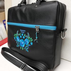 Laptop táska irattartó táska HungarianFolkart12 türkiz hímzéssel fekete alapon