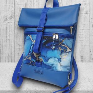 Márványmintás kék Roll Up Maxi dupla pántos hátizsák sok zsebbel