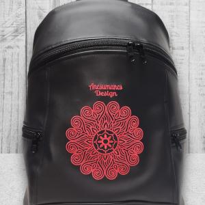 MAXIM BackPack L hátizsák - Elegáns fekete hímzett piros mandalával heveder pántokkal 36x30x16