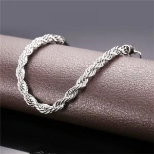 Nemesacél Titán csavart 7mm karlánc ezüst színű uniszex 21cm