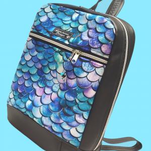 Noelle XL hátizsák - Fekete alapon sellőmintás 38x32x13