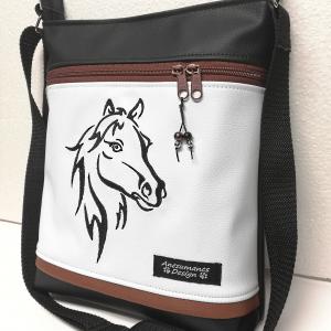 Női 26x30 crossbody oldaltáska - Hímzett ló fekete-fehér alapon