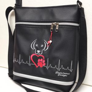Női 26x30 crossbody oldaltáska - Szívdobogás Hímzett EKG szív tappancs kutya