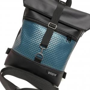 Roll Up Maxi dupla pántos hátizsák sok zsebbel - Fekete türkízzel