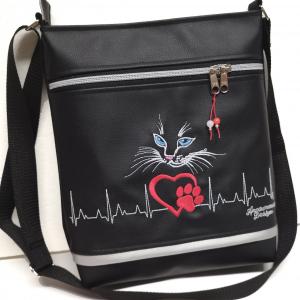 Szettben olcsóbb! Női 26x30 crossbody oldaltáska - Szívdobogás Hímzett EKG szív tappancs cica neszivel