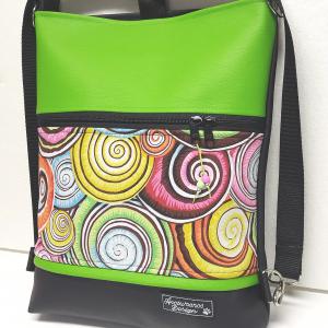 Színes spirálok fekete limezöld alapon 3in1 textilbőr hátizsák oldaltáska