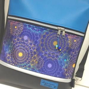 Szivárvány pitypangok  3in1  textilbőr hátizsák  kék fekete alap ezüst cipzárral