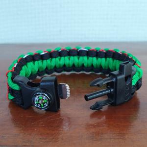 Taktikai túlélő paracord karkötő 3 funkciós csattal COBRA RIDER STITCH HUNGARY (csuklóméret: 18-19 cm)