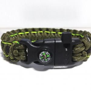 Taktikai túlélő paracord karkötő 3 funkciós csattal fényvisszaverős GreenArmy (csuklóméret: 20-21cm)