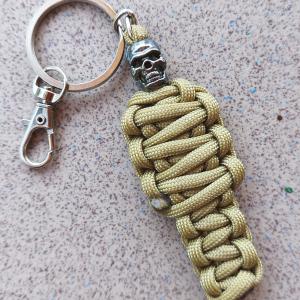 Vagány acél koponyás Múmia paracord kulcstartó karabinerrel keki