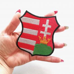 Vasalható varrható hímzett felvarró folt Nagy Kossuth Címer 10cm