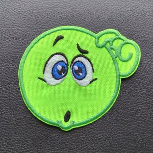 Vasalható varrható hímzett felvarró folt Neonzöld gondolkodó Emoji 10x8cm