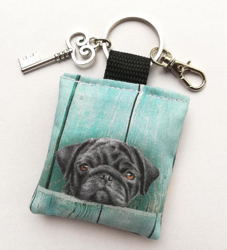 Francia bulldog textil kulcstartó karikával karabinerrel kulcs fityegővel