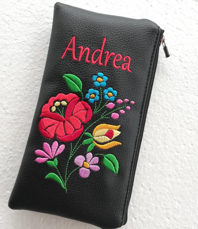 Hímzett népi motívumos telefontartó piperetartó névvel vagy név nélkül 006