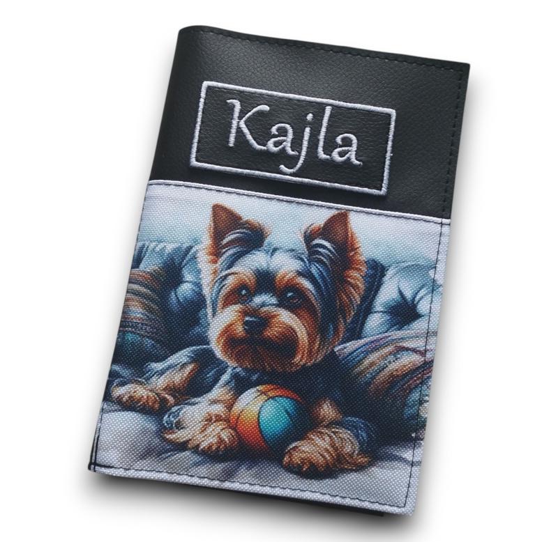 Hímzett neves kisállat egészségügyi könyv borító - Yorkshire Terrier