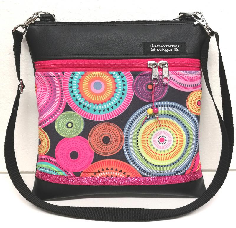 Mandalás oldaltáska övtáska 25x25 fekete alap pink díszítéssel