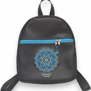 Back Pack M hátizsák - Hímzett mandalás, fekete-türkizkék, textilbőr pántokkal (mandala002) 33x27x10