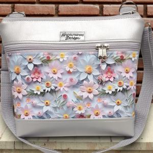 Bella crossbody oldaltáska 28x24cm - Virágok ezüst alapon