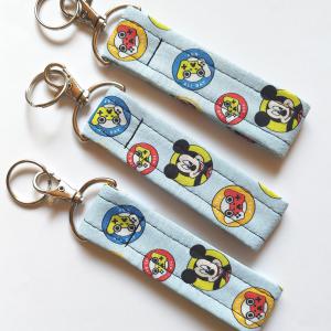 Disney game minimal kulcstartó karabinerrel és karikával