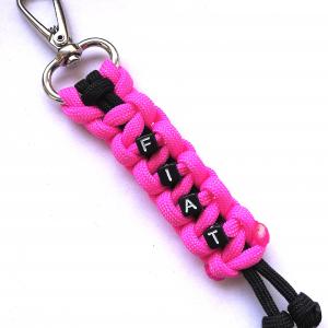 FIAT feliratos paracord  slusszkulcsdísz kulcstartó karabinerrel Fekete-pink