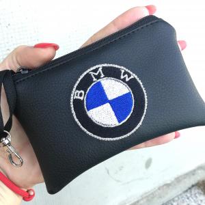Hímzett BMW logós textilbőr kulcscsomótartó,kulcstartó