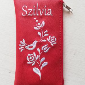 Hímzett népi motívumos telefontartó névvel vagy név nélkül 003
