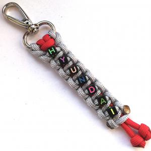 HYUNDAI feliratos paracord  slusszkulcsdísz kulcstartó karabinerrel piros-ezüst