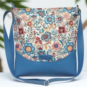 Melanie pakolós hátulzsebes válltáska oldaltáska - Folk virágok kék alapon textilbőr vállpánttal
