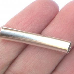 Rozsdamentes acél ívelt cső köztes bőrkarkötőkhöz bőrszálhoz 32x5mm