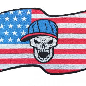 Vasalható varrható hímzett nagy felvarró Ívelt USA zászló baseball sapkás koponyával USA Skull 18x12cm