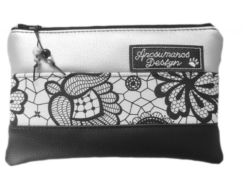 Three items piperetartó neszeszer Fekete - csipke - ezüst