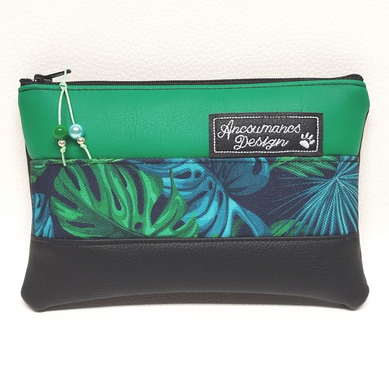 Three items piperetartó neszeszer Fekete - zöld - pálmalevelekkel 01